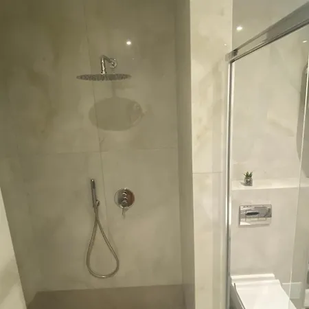 лагуна Apartment Odesa
